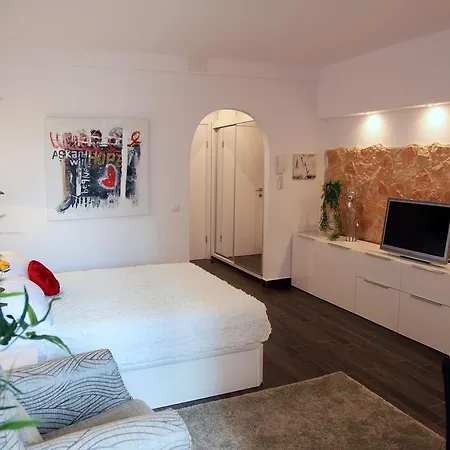 La Perla Appartement *